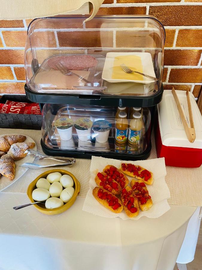 L'Antico Monastero Bed & Breakfast Sant'Agata di Puglia ภายนอก รูปภาพ